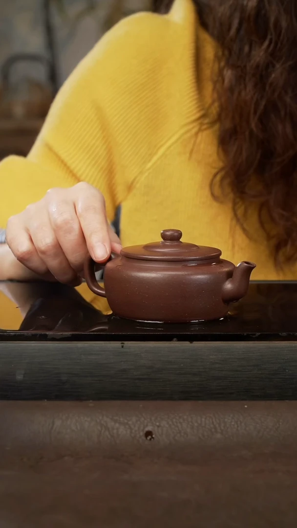 茶壶紫砂13 旭帽 紫玉金砂 180cc