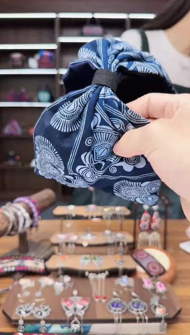 织绣A128蒙阿苏苗绣传承店