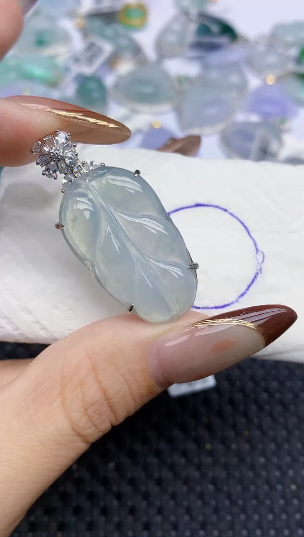 颈饰银S925镶嵌翡翠73   天然翡翠A货  百元以上9米证书费自理1