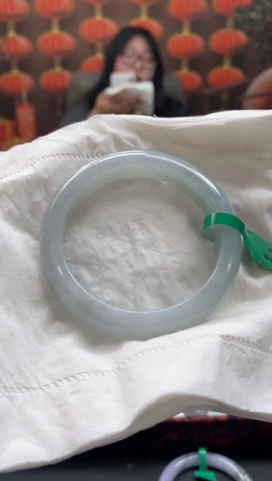 【闪购商品】翡翠手镯未镶嵌00003066