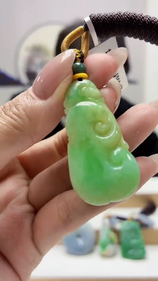未镶嵌定制翡翠5145MM-毛货挂件51