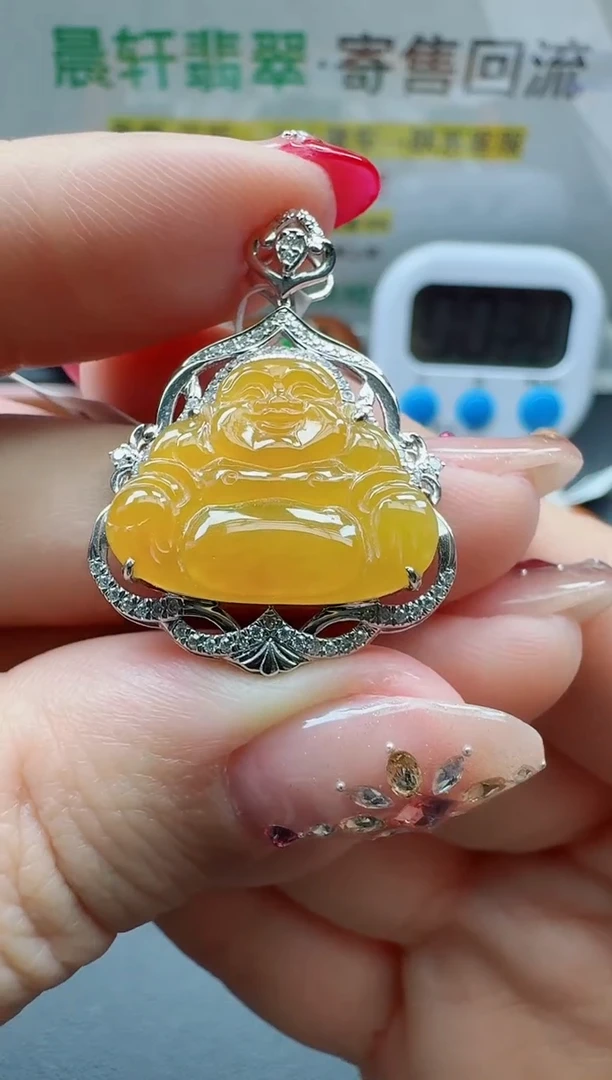 颈饰18K金镶嵌翡翠优*寄售回流，24小时鉴赏期