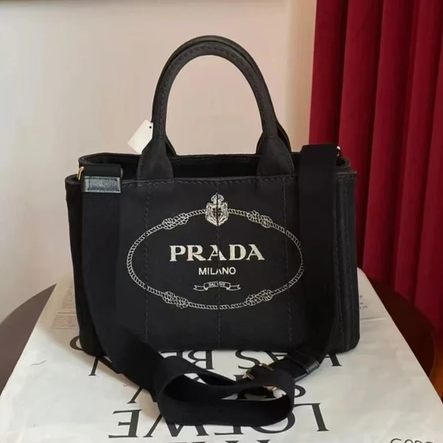95新 Prada/普拉达 胖虎安安/公价0/箱包/两用包/31B2510220056