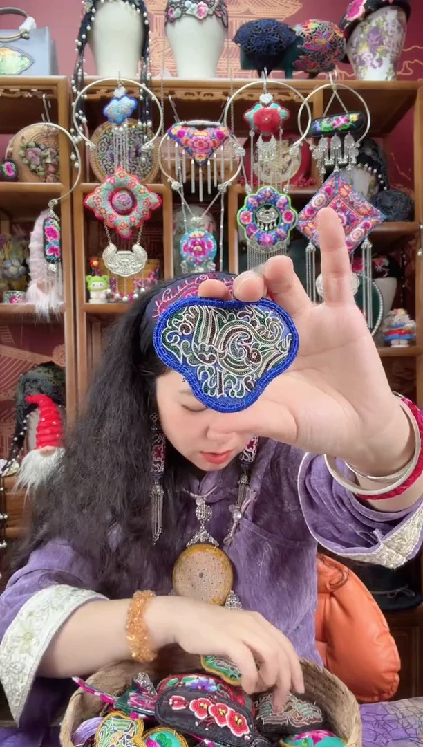 刺绣耳环56甜甜家