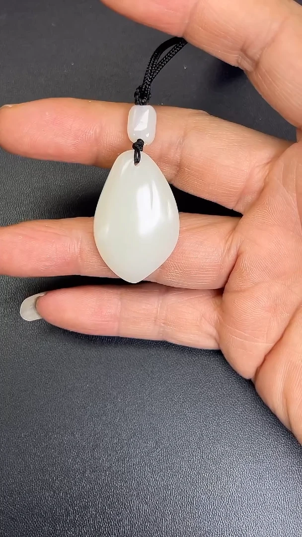 颈饰未镶嵌和田玉新疆且末米达料白玉无事牌#712086