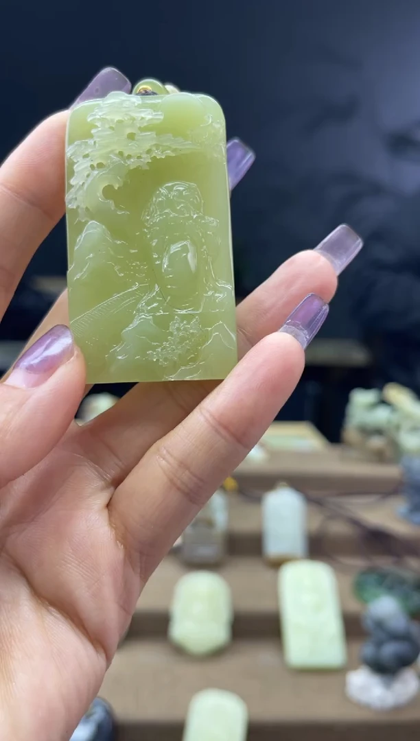 颈饰未镶嵌和田玉1