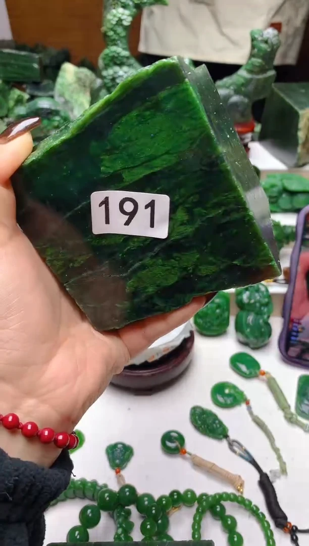 未镶嵌和田玉珠宝半成品1