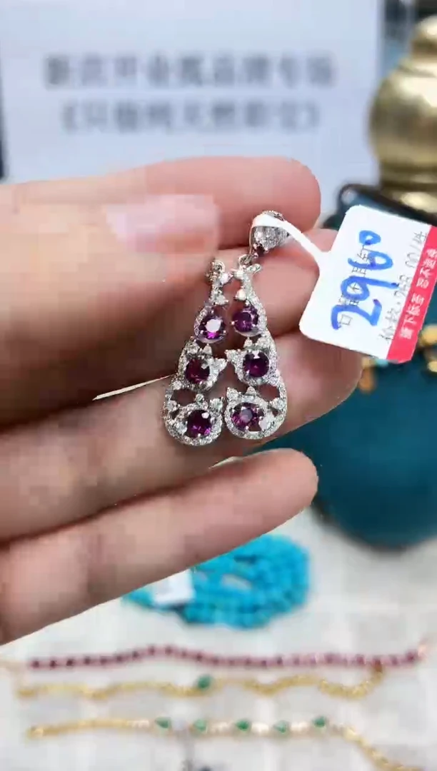 银S925镶嵌耳饰石榴石101ZB1207产品一个（多样性）