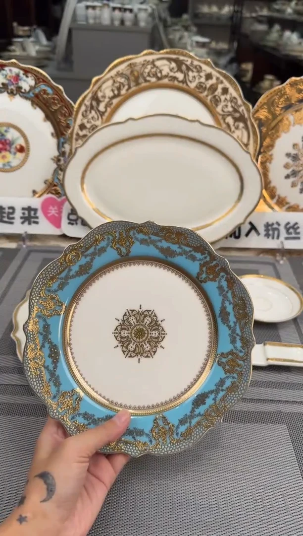 【闪购商品】瓷片8英寸平盘两个福利