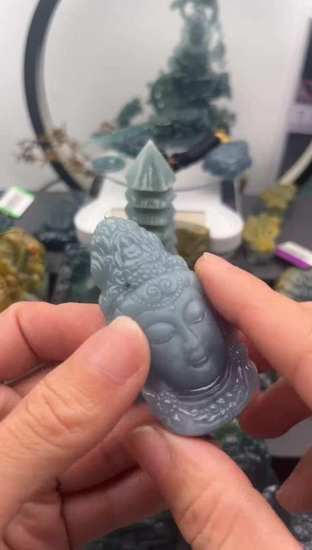 颈饰未镶嵌翡翠观音头