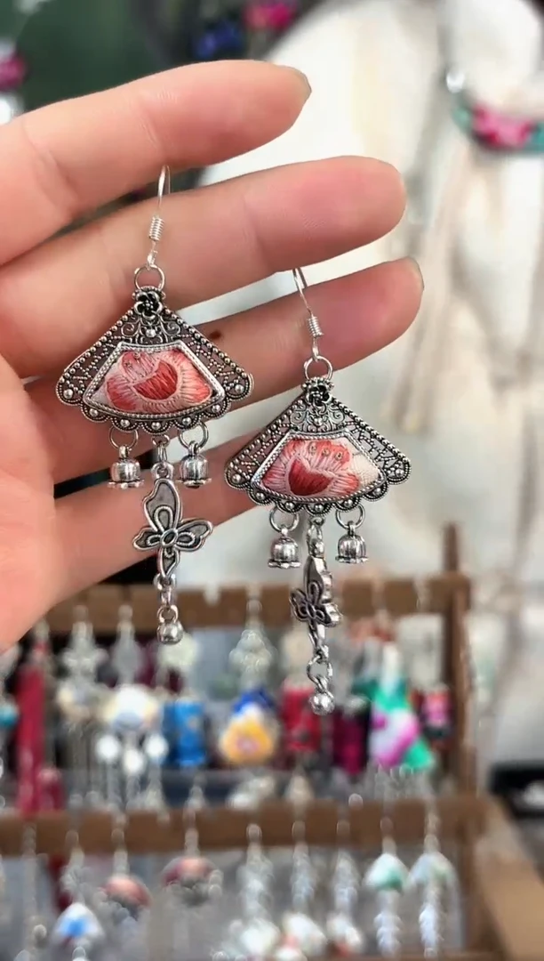 彩云南阁非遗老绣苗银饰品246