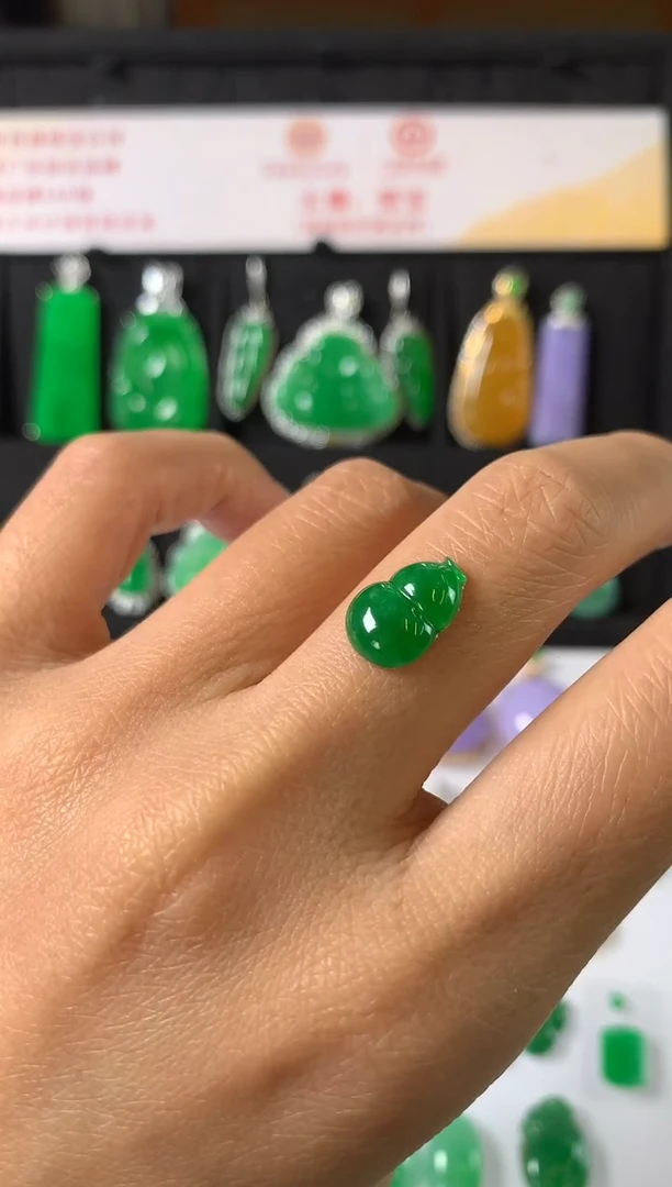 未镶嵌定制翡翠裸石（镶嵌定制）