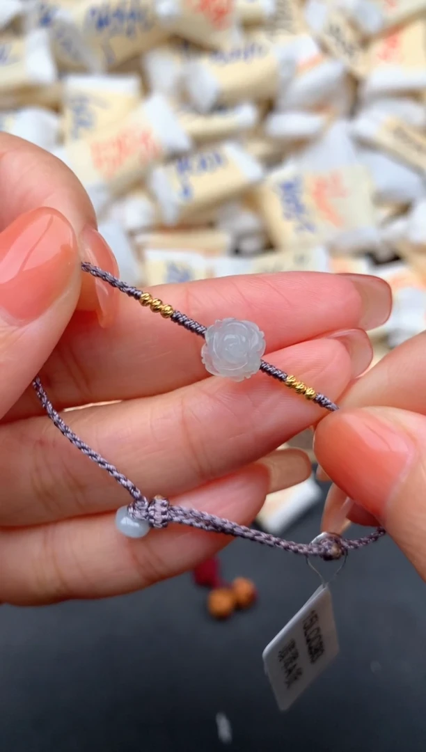 18K金镶嵌挂件翡翠—福利