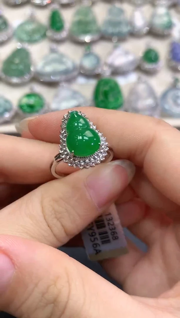 【闪购商品】翡翠戒指18K金镶嵌C36