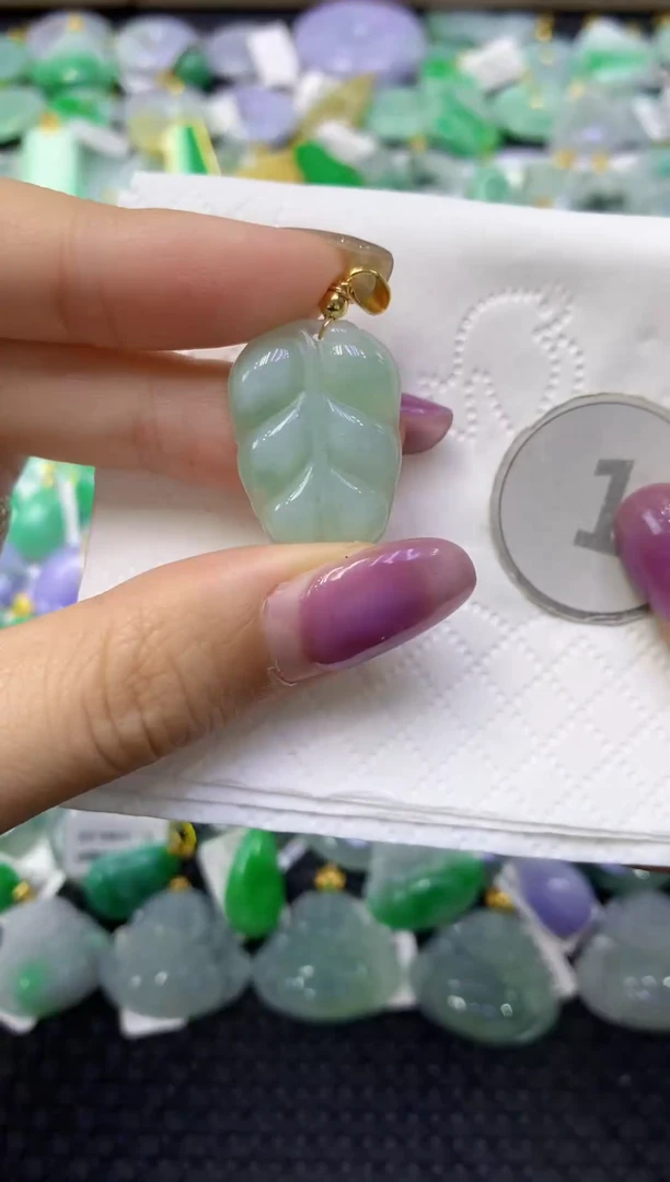 颈饰未镶嵌翡翠天然缅甸翡翠A货