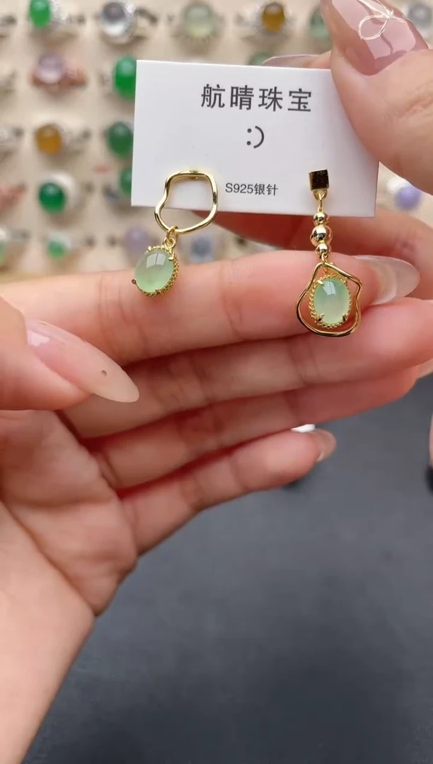 【闪购商品】翡翠戒指银S925镶嵌一物一证一礼盒