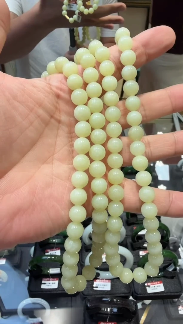 未镶嵌手链和田玉C*多样性发一
