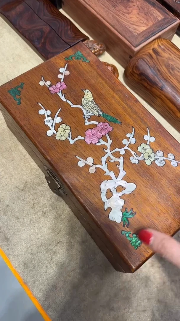 【闪购商品】贡木喜鹊登梅螺钿首饰盒