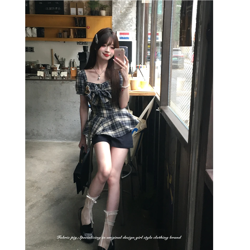 大码夏季烫钻格纹方领衬衫女微胖mm修身显瘦设计感蝴蝶结小衫上衣