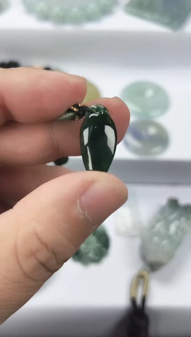 颈饰未镶嵌翡翠天然缅甸A货翡翠