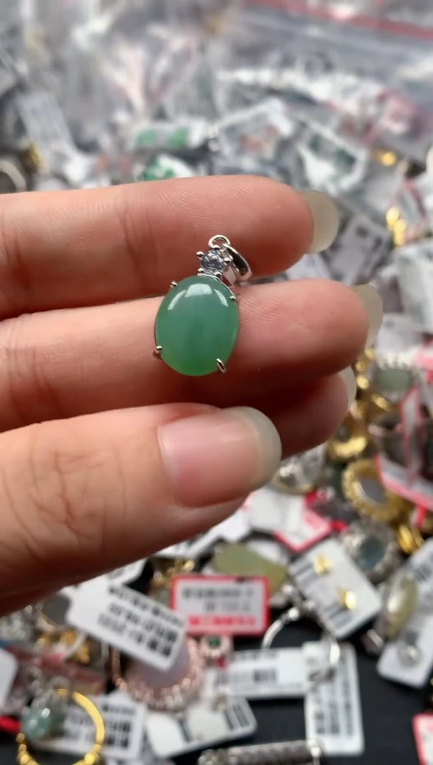 翡翠戒指银S925镶嵌天然A货缅甸翡翠