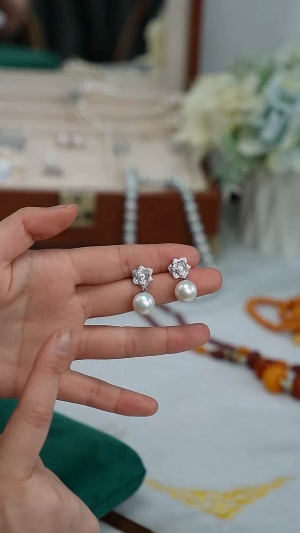 【闪购商品】淡水珍珠耳饰银S925镶嵌耳饰