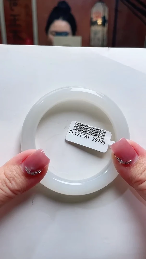 【闪购商品】和田玉手镯未镶嵌55+圈口