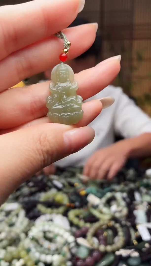 颈饰未镶嵌和田玉多样性发货，拍一发一