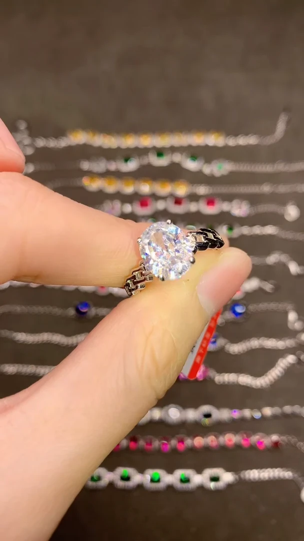 【闪购商品】彩色蓝宝石戒指银S925镶嵌........
