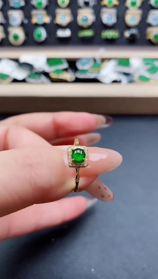 银S925镶嵌戒指翡翠1