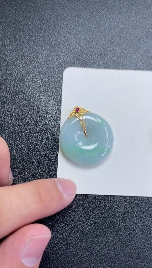 颈饰18K金镶嵌翡翠DDJ52515