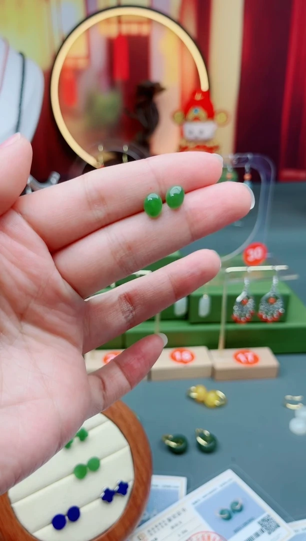 未镶嵌和田玉耳饰碧玉蛋面耳钉