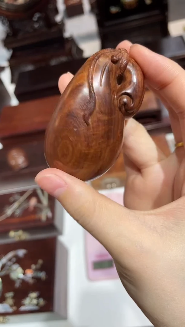 香枝木类成套家具海黄手把件