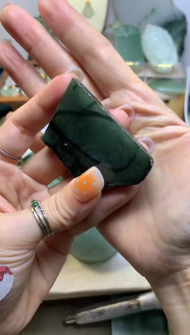 翡翠挂件未镶嵌缅甸A货翡翠，没有运费险