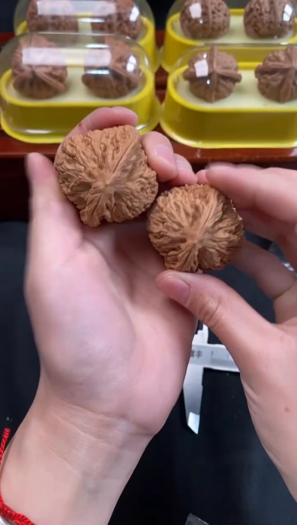 把件文玩核桃南疆石42尺N765