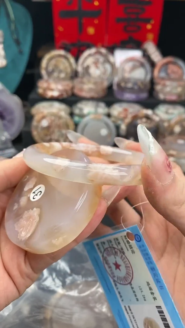 【闪购商品】石英质玉手镯（圆镯）未镶嵌62