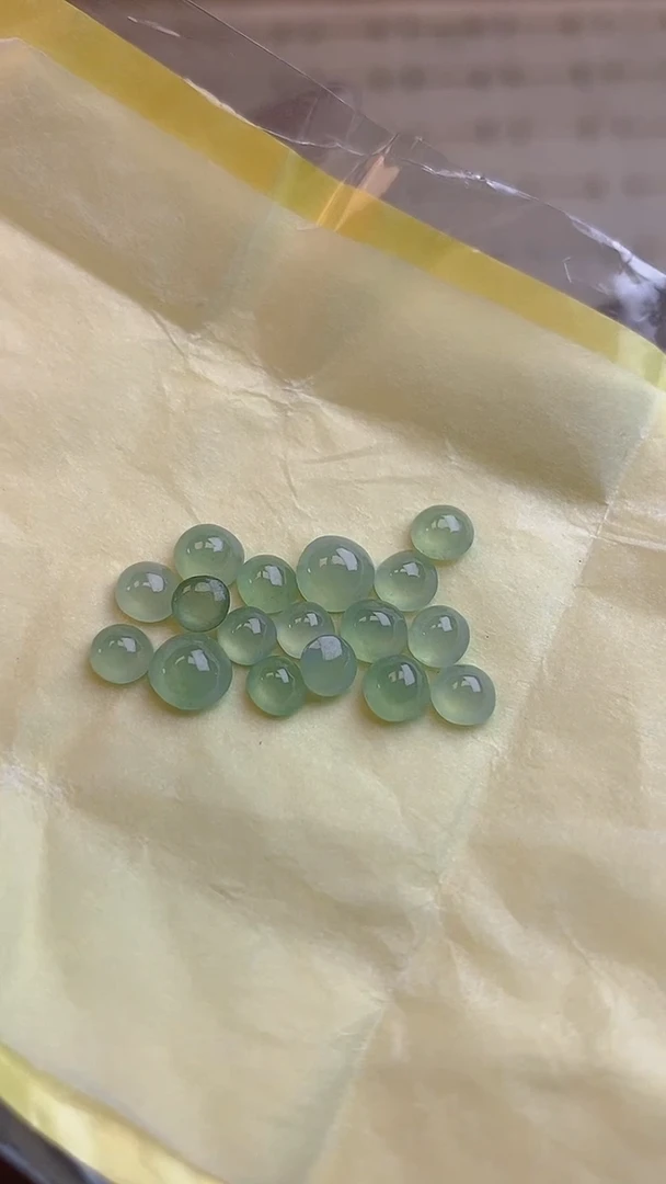 【闪购商品】翡翠耳饰未镶嵌天然A货翡翠9