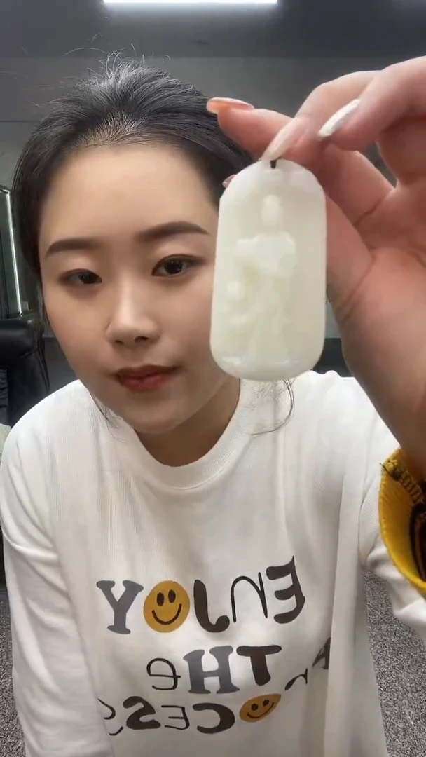 上下圆站观音吊坠多样性发货一件