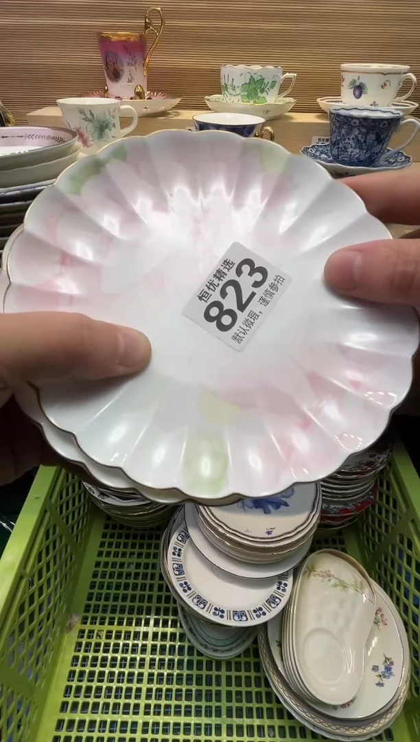 云**腰瓷器瓷器瓷器瓷器瓷器瓷器瓷器