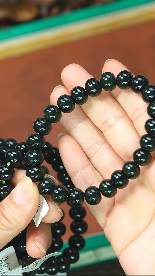 颈饰未镶嵌和田玉手手串约10毫米多样性拍一发一