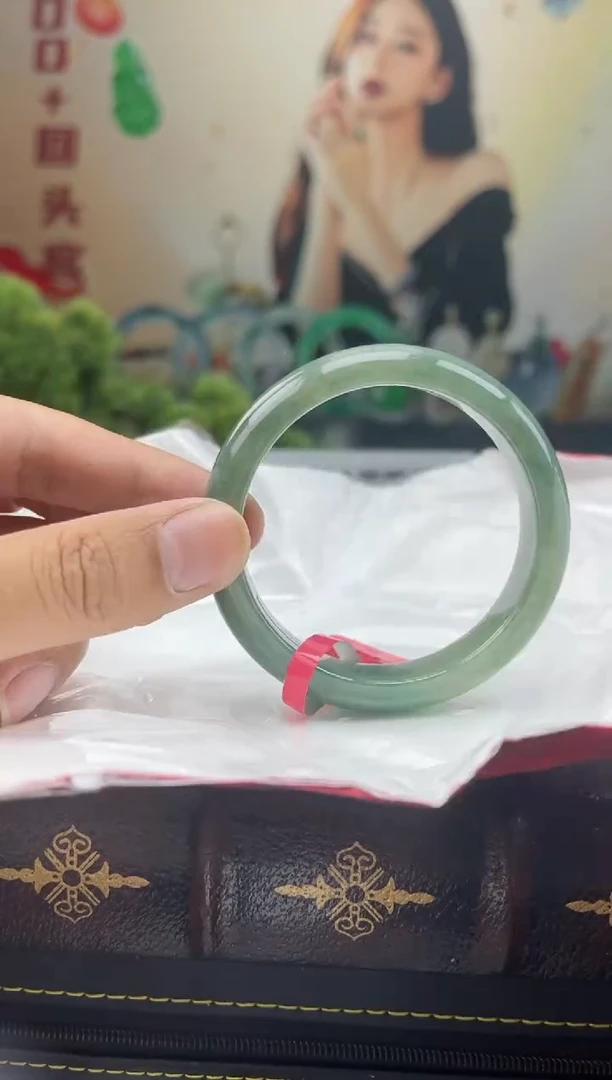 【闪购商品】翡翠手镯未镶嵌手镯12