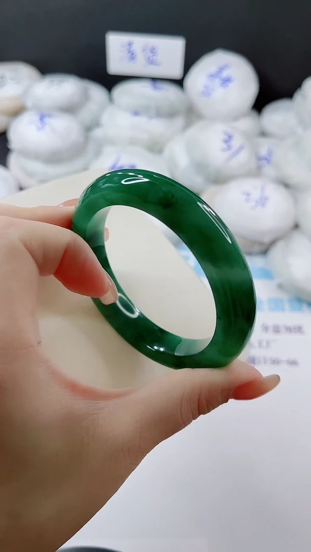 未镶嵌手镯石英质玉多样性发货L65