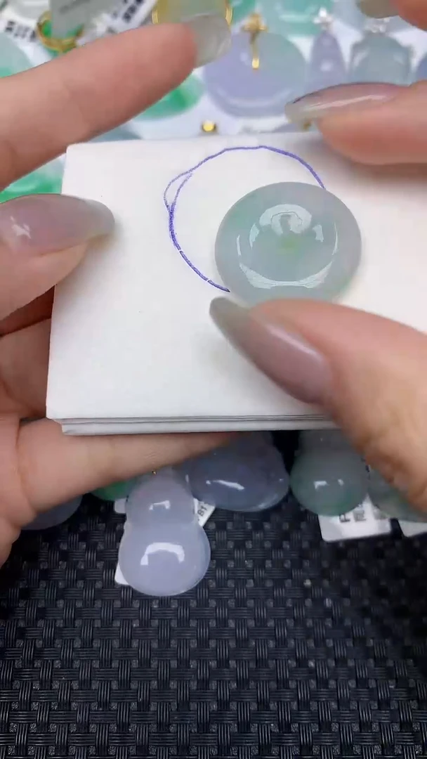 颈饰未镶嵌翡翠天然缅甸翡翠a货百元以上9元证书费自理