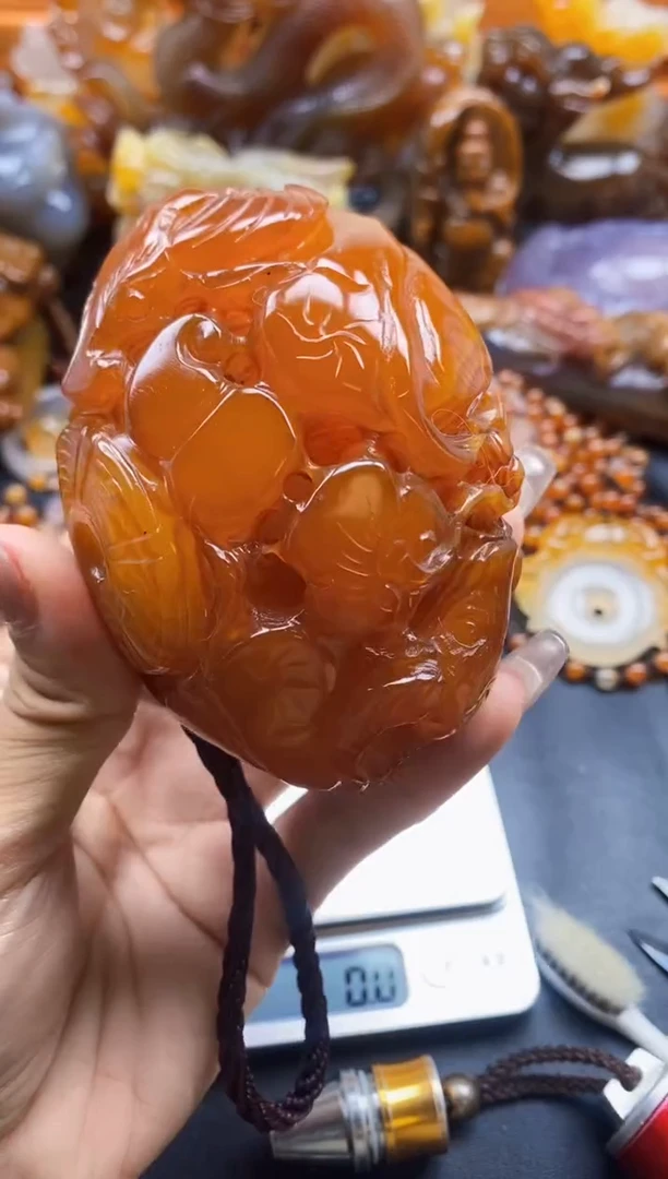 玛瑙/玉髓挂件未镶嵌吉**安ll