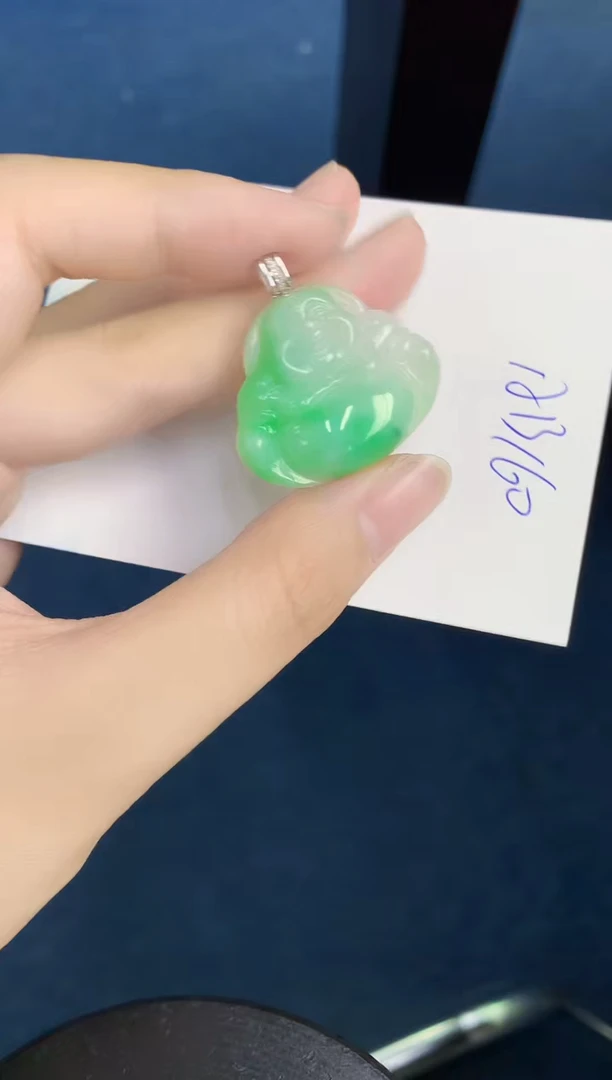 翡翠18K金镶嵌颈饰天然翡翠緬甸A貨