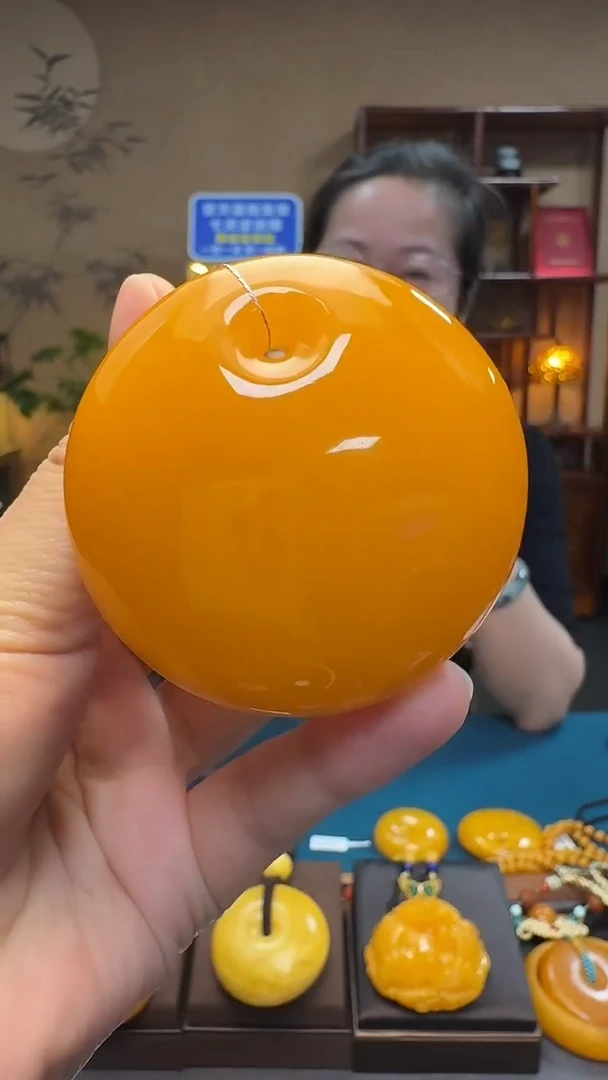 琥珀吊坠(赠链)未镶嵌天然保真蜜蜡公主扣套装（送链子）