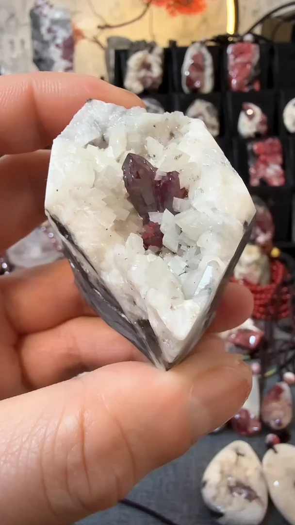 【闪购商品】天然辰砂大晶砂随行吊坠1