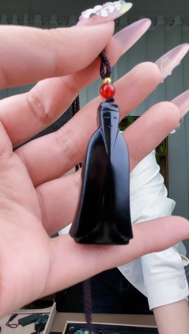 【闪购商品】和田玉挂件未镶嵌拍一发一，多样性发货！