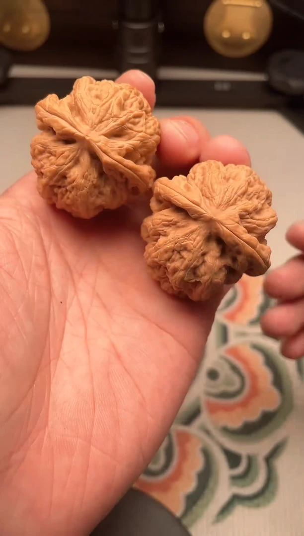 【闪购商品】文玩核桃吊坠小粗筋