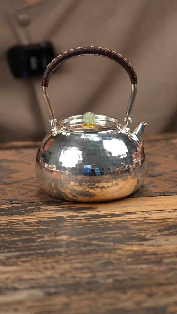 手工钱袋子提梁银壶